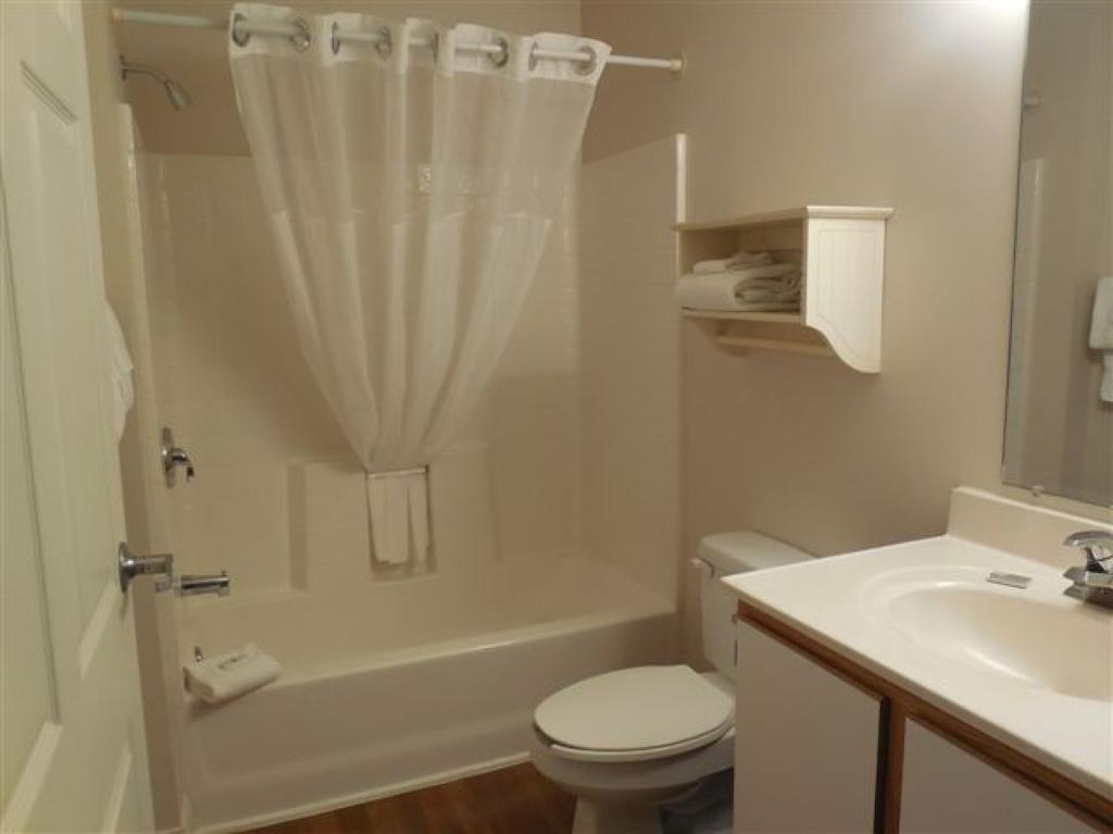 Affordable Suites Гастония Стая снимка